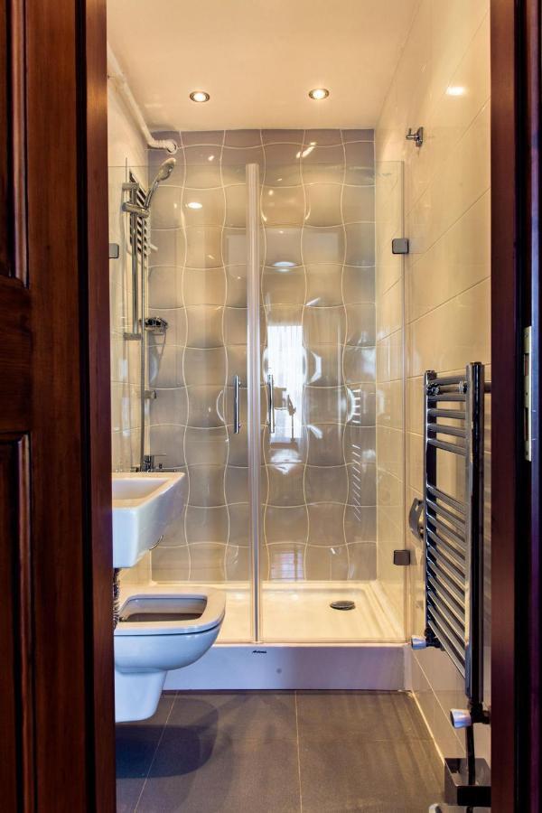 Beautiful Apartment With Bosphorus Views Istanbul Exteriör bild